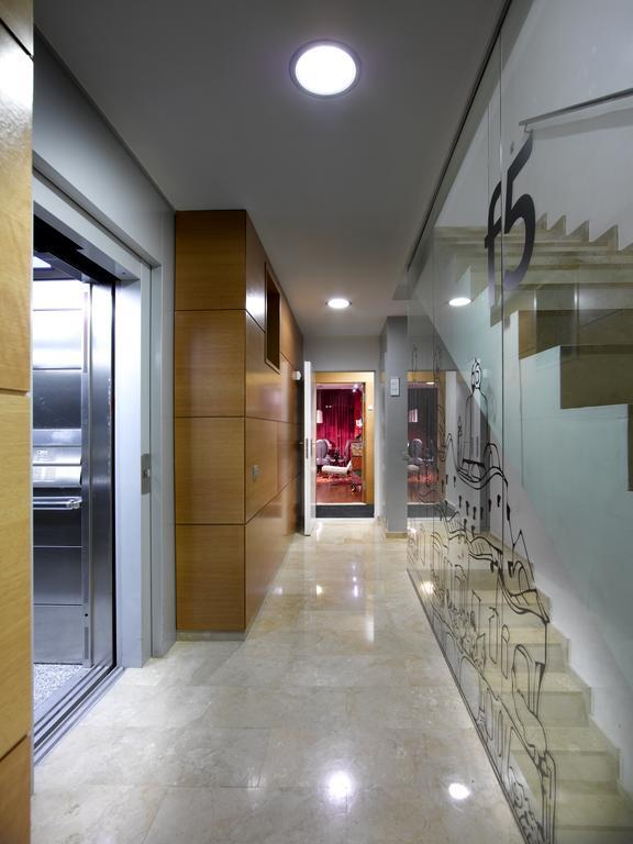 Castro Exclusive Residences Spa Sagrada Familia Barcelona Bagian luar foto