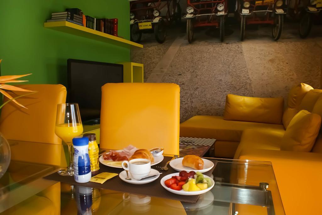 Castro Exclusive Residences Spa Sagrada Familia Barcelona Bagian luar foto