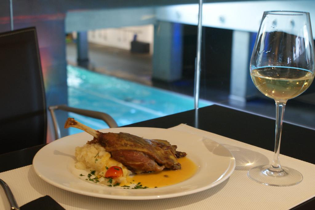 Castro Exclusive Residences Spa Sagrada Familia Barcelona Bagian luar foto