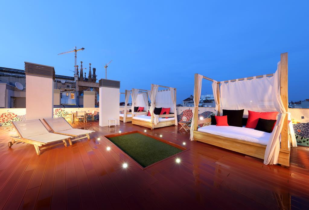 Castro Exclusive Residences Spa Sagrada Familia Barcelona Bagian luar foto