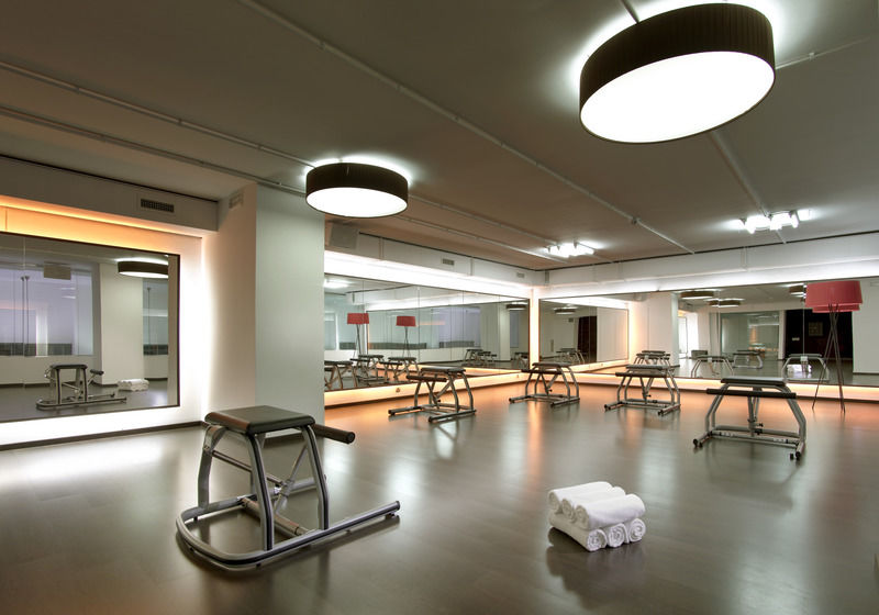 Castro Exclusive Residences Spa Sagrada Familia Barcelona Bagian luar foto