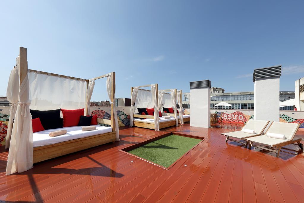 Castro Exclusive Residences Spa Sagrada Familia Barcelona Bagian luar foto